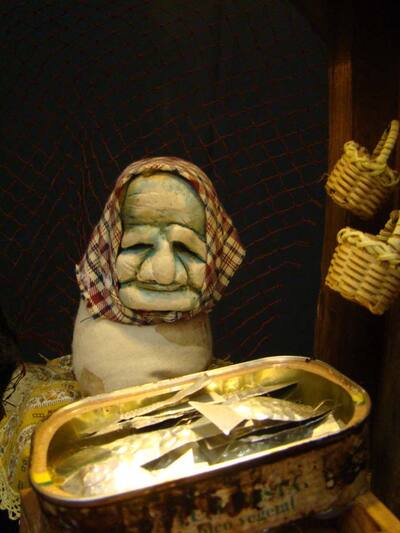 Mãos de Sal - Lambe Lambe . 4.4 Mãos de Sal - Lambe Lambe . 4