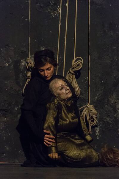 APARIÇÃO — Investigação sobre figuras de marionetas APARIÇÃO — Investigação sobre figuras de marionetas
